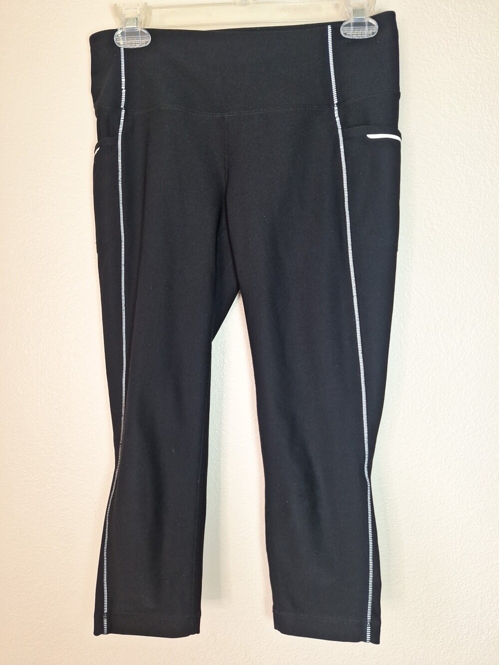 Title Nine MPG Leggings Womens Small Black Crop Capri Pull On Pockets Drawstring